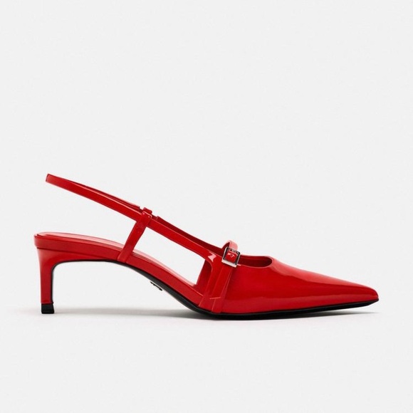 NWT. Zara Red Strappy Slingback Shoes/Sandals. Size 8. - Picture 1 of 7